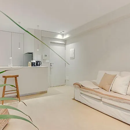 Orzan Deluxe Apartment *